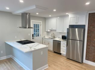 11 Lagrange Ave STOP 1, Poughkeepsie, NY 12603