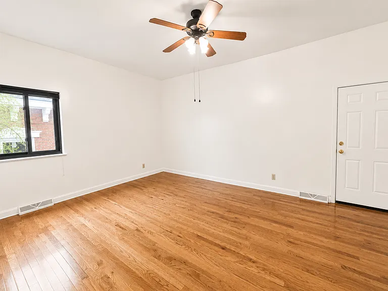 735 N Highland Ave #3 — Photo 41