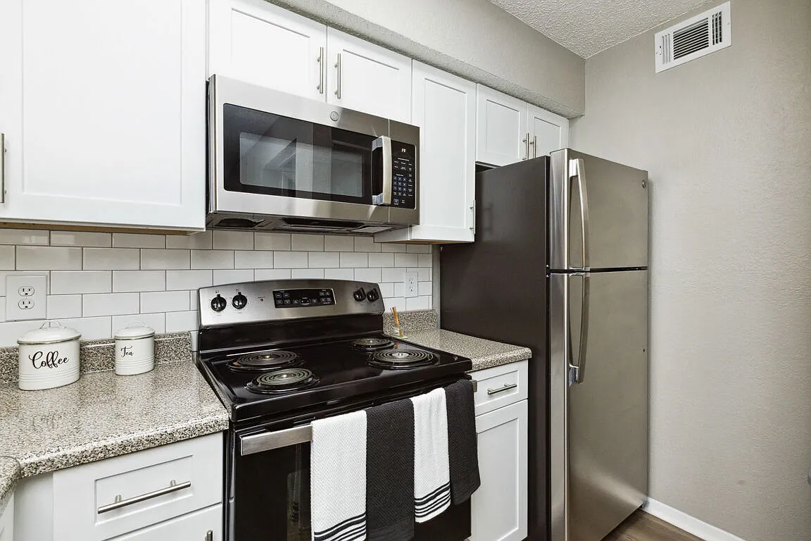 Creekside — Photo 1