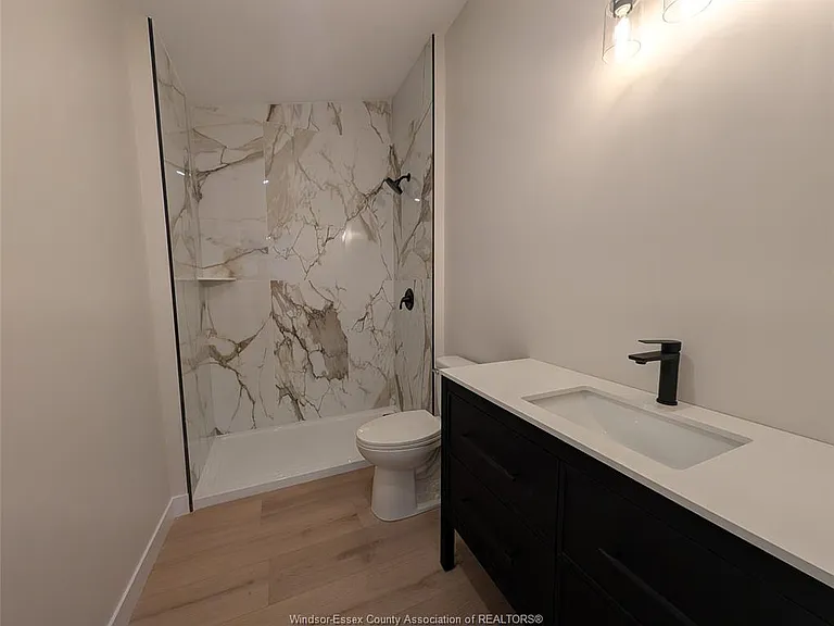 1707 Ford Blvd #3 — Photo 4