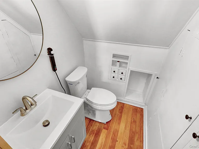 322 Harvard Rd S — Photo 17