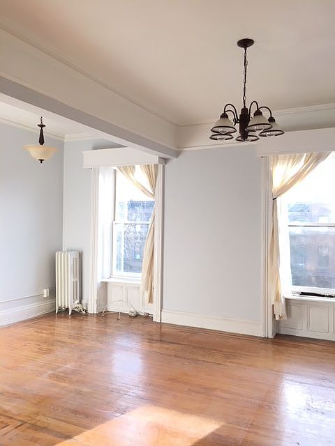 2nd image of 305 President St #3