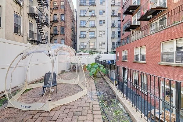 Rented by REAL New York | media 26