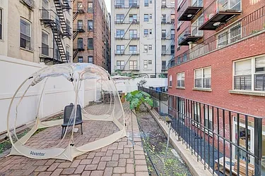 Rented by REAL New York