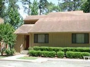 303 Crooked Creek Rd, Wilmington, NC 28409