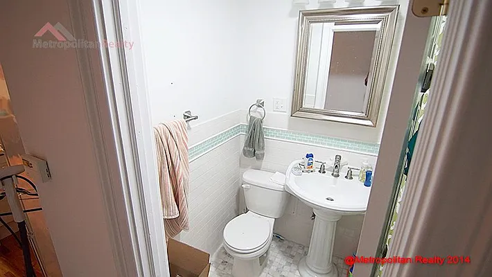 Rented by Metropolitan Realty | media 10