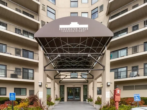 133 Commander Shea Blvd APT 204, Quincy, MA 02171