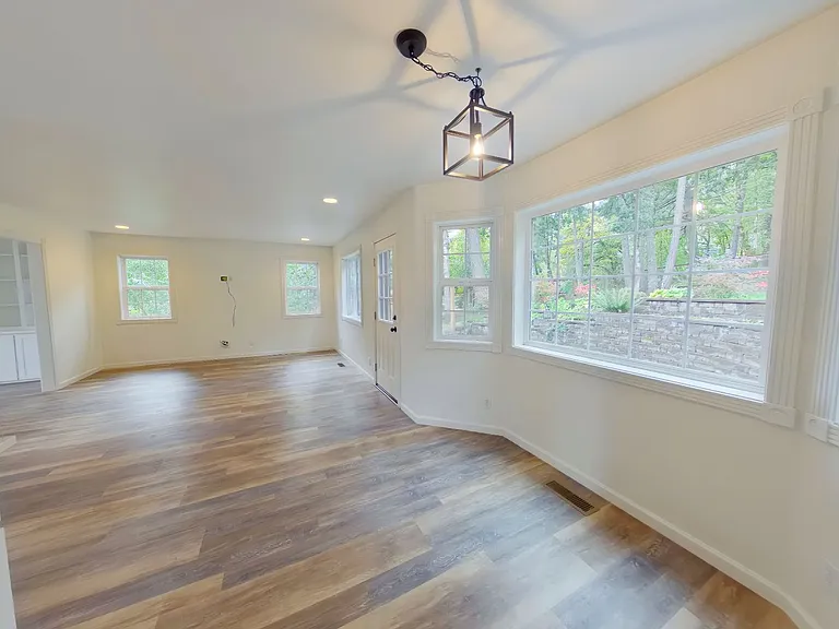 890 Pine Forest Dr — Photo 8