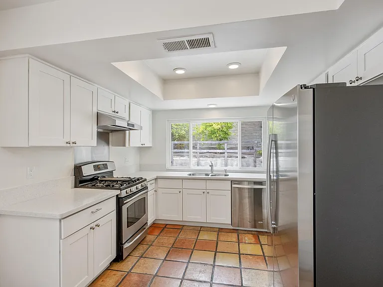 1114 Evenstar Ave — Photo 33