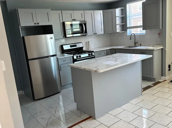1302 Wells St, Philadelphia, PA 19111