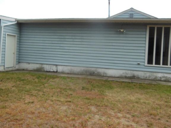4th image of 108 Jerilis Dr
