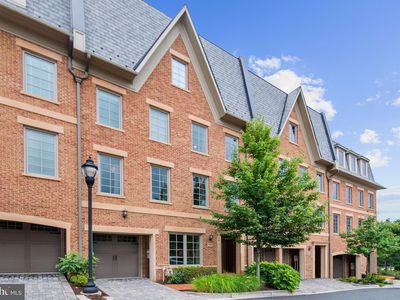 1405 Ridgeview Way NW, Washington, DC, 20007