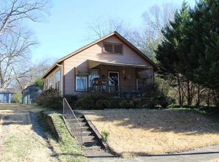 1104 N Atlanta Ave, Sheffield, AL 35660