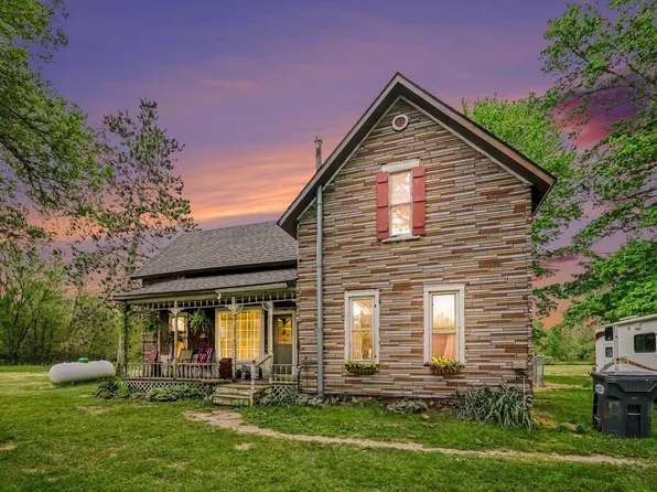 38753 Fisk Lake Rd, Paw Paw, MI 49079