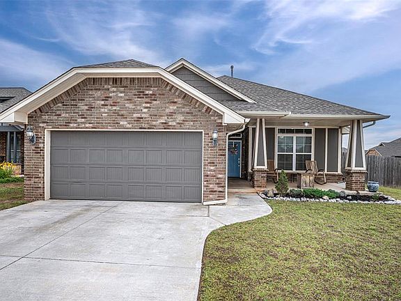 4th image of 4112 Alnwick Ln
