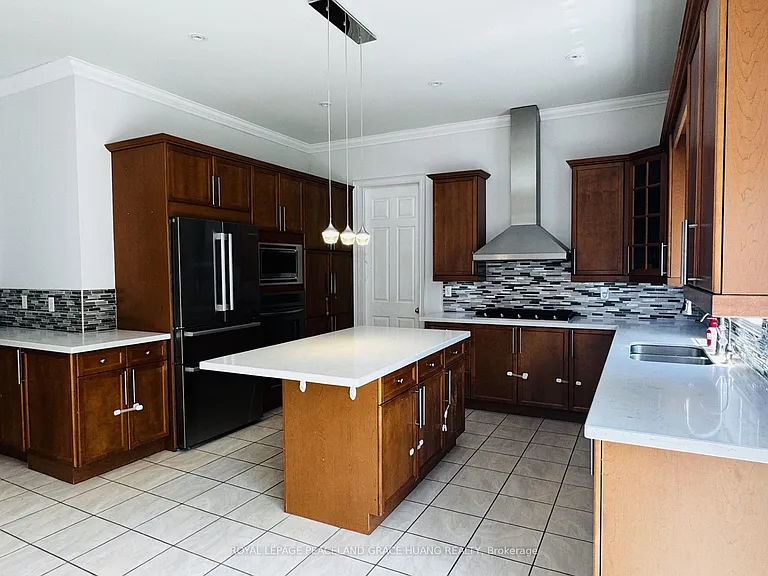 3 Tarmack Dr — Photo 13