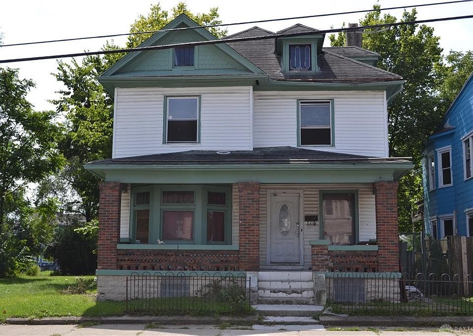 2nd image of 838 Xenia Ave