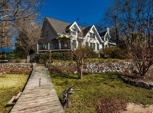 2173 Clearwater Ln, Camden, SC 29020