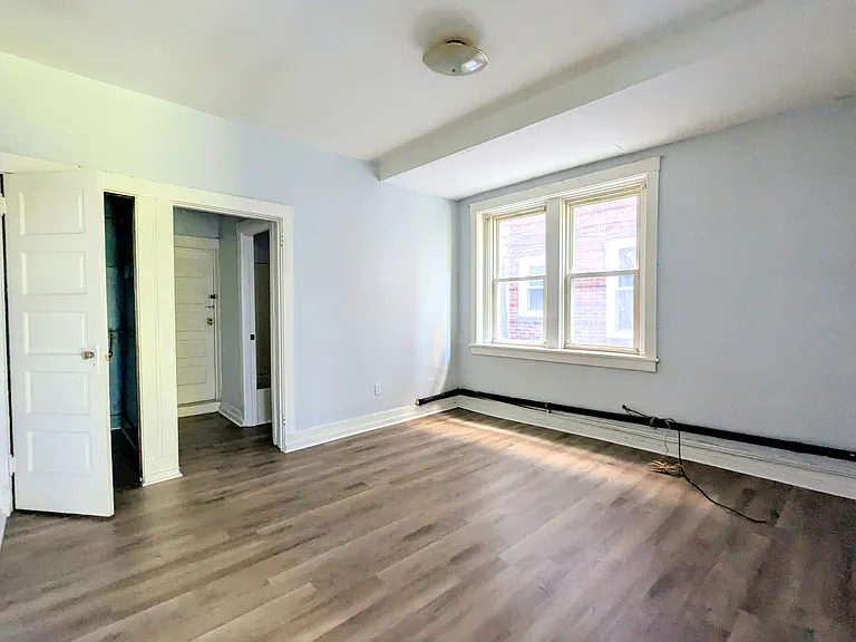 2116 Bedford Ave #REAR — Photo 4