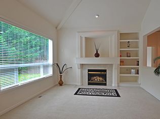 3923 207th Pl SE, Bothell, WA 98021