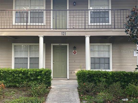 2nd image of 121 Reserve 201 Cir