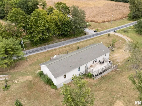 18879 Streetcar Rd, Pittsburg, IL 62974