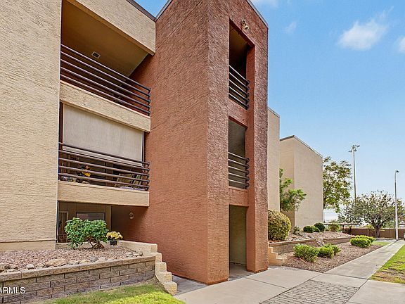 2nd image of 1340 N RECKER Road #322