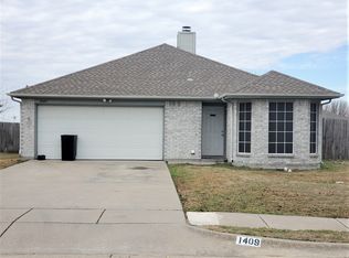 1409 Misty Dr, Midlothian, TX 76065