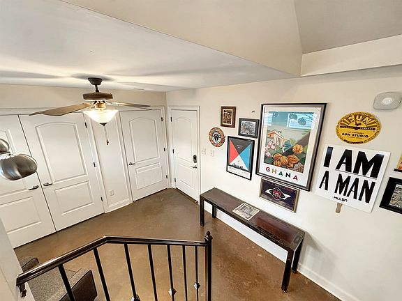 5th image of 49 Vance Ave #49