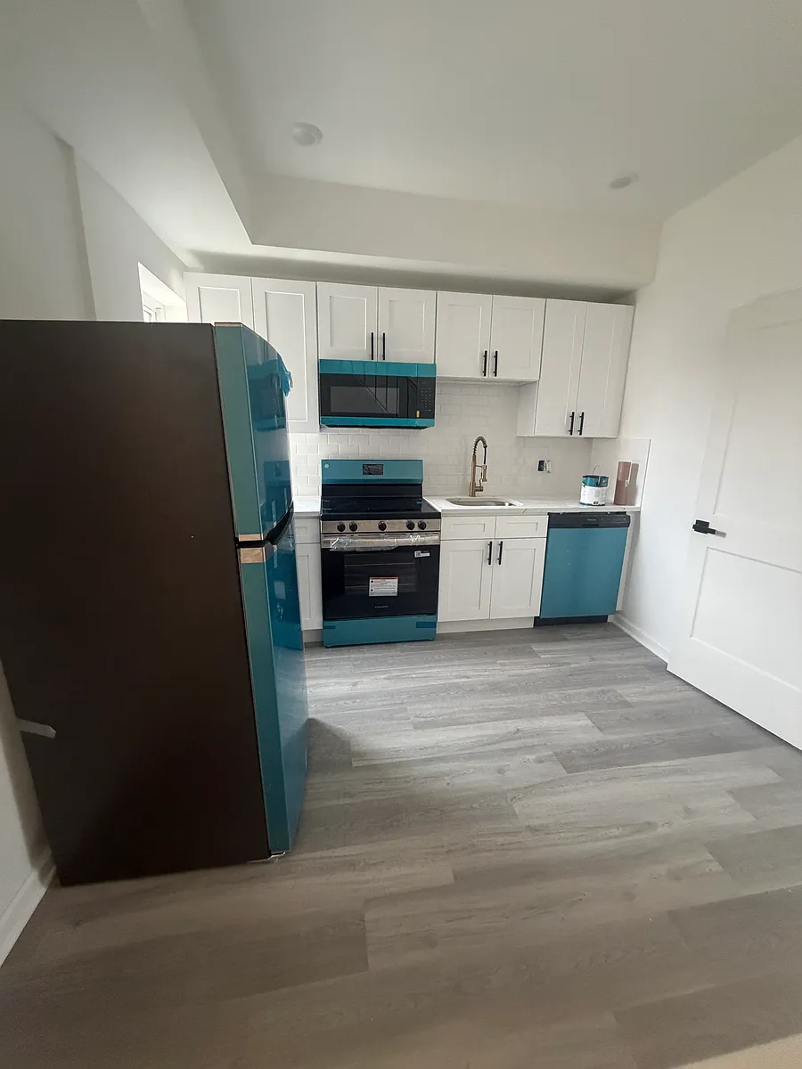 Building Photo - 2554 N 5th St #2