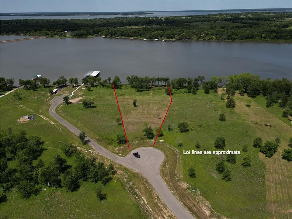 1st image of 33 Lago Vista Dr
