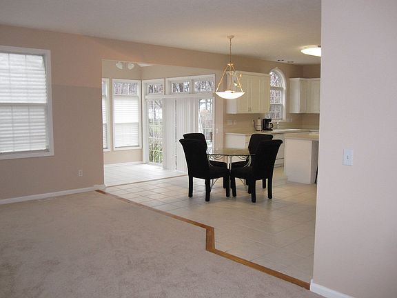 4th image of 3706 Windsong Ct