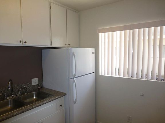 4th image of 4307 W 28th St APT 203