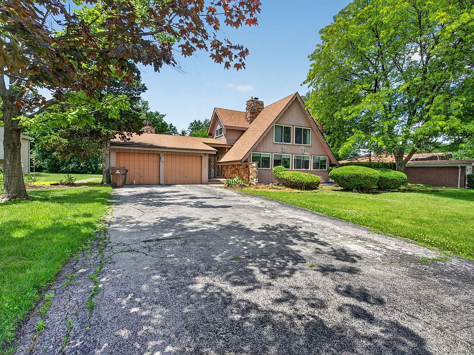 1st image of 21000 Apollo Cir