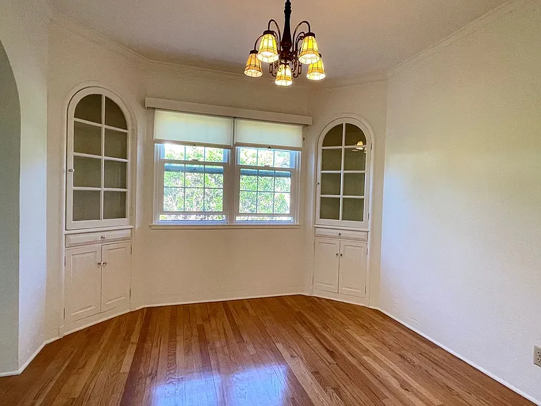 1491 Iris St — Photo 3