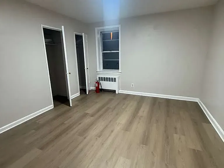 44 Irving St #5C — Photo 2