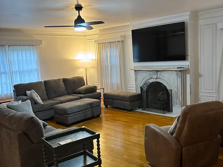 1 Jo Harry Dr — Photo 14