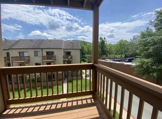 1000 Linden Ave #N312, Charlottesville, VA 22902