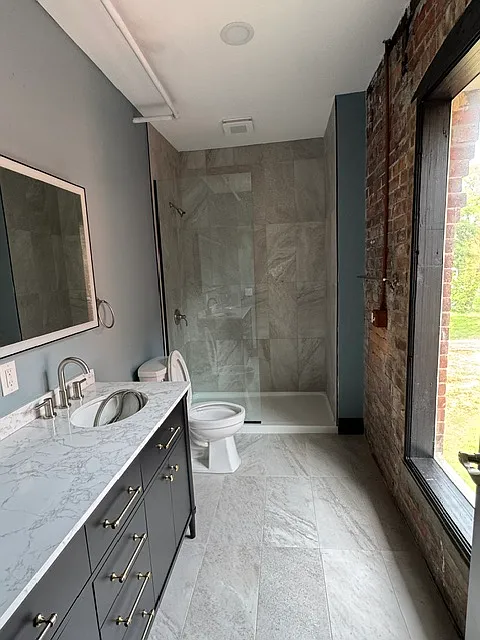 1 bed, 1019 sqft, $1,350 — Photo 4