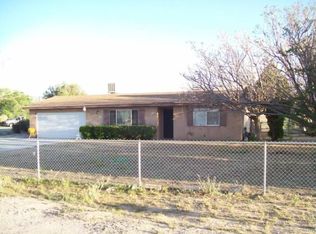 22423 Minnetonka Rd, Apple Valley, CA 92308