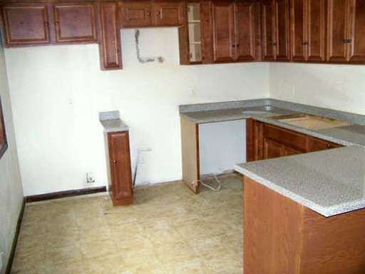 2nd image of 2505 Waterford Park Dr