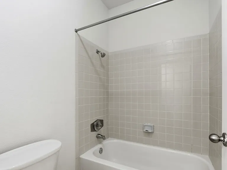 1850 Tradan Dr — Photo 27