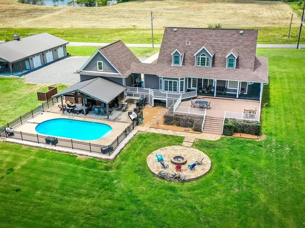 491 Section Line Rd, Greers Ferry, AR 72067