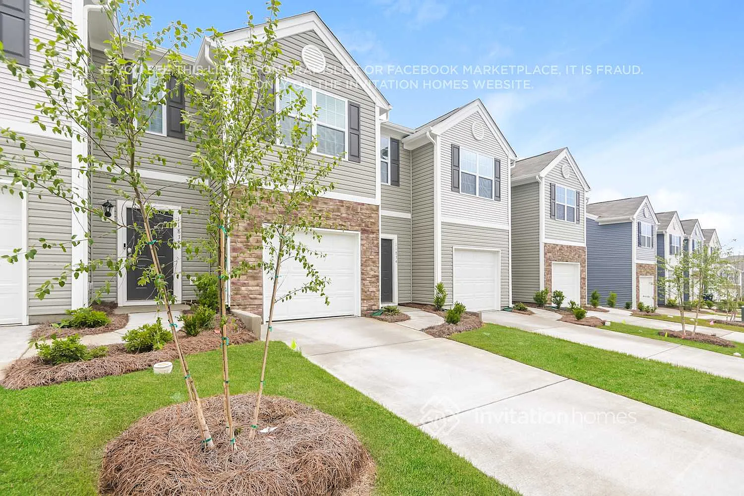 11834 Brier Village Ln Charlotte, NC 28262 — Photo 3
