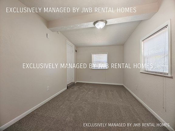 2nd image of 1012 Ake Ln
