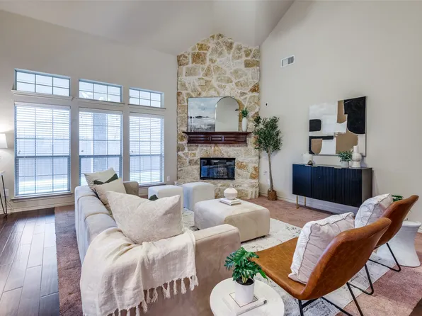11601 Compton Trl, Fort Worth, TX 76244