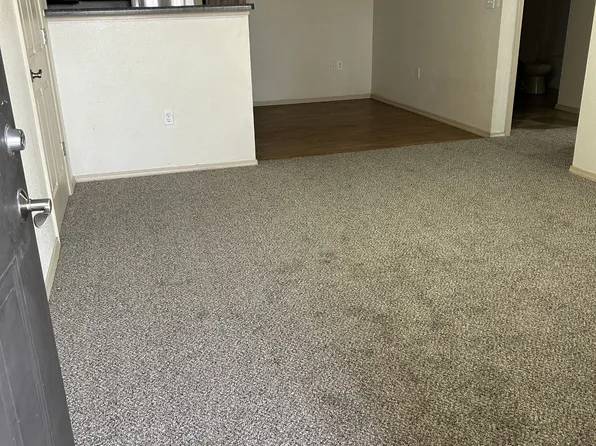 1140 N New York Ave APT 310, Liberal, KS 67901