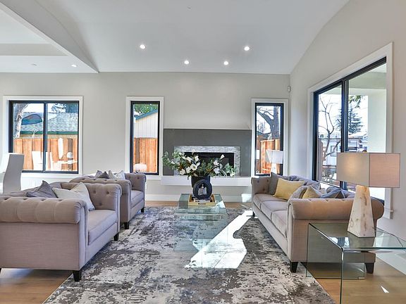 4th image of 10204 Judy Ave