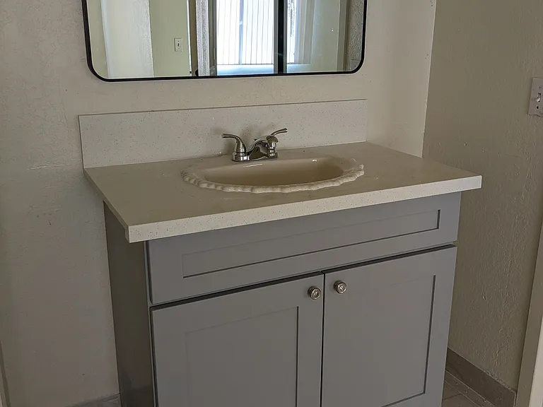 822 N Santa Fe Ave #12 — Photo 7