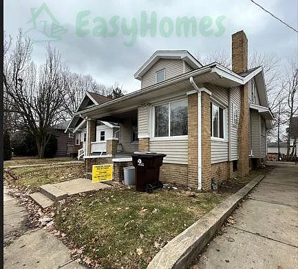 820 East Virginia Avenue — Photo 2